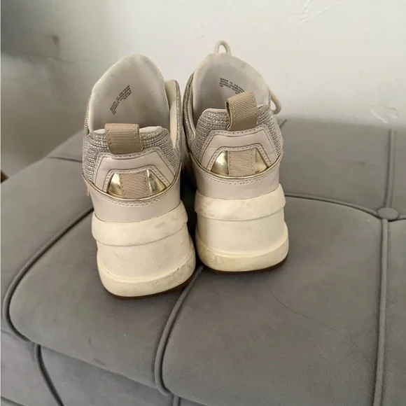Michael Kors Kids Gold and Beige Sneakers - Picture 2 of 6